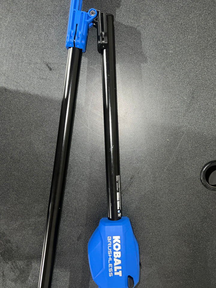 Kit combinado de recortadora de hilo y soplador de hojas inalámbrico Kobalt Gen4 de 40 voltios y 4 Ah (batería y cargador incluidos) (USADO)