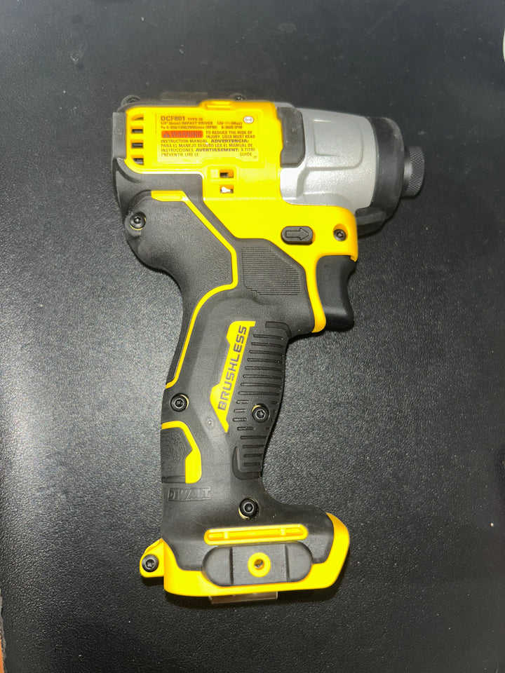 Atornillador de impacto inalámbrico sin escobillas DEWALT XTREME de 12 voltios máx. y 1/4 pulg. (herramienta básica)