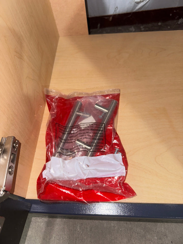 Style Selections Kirkman 18-in Deep Ocean Blue Single Sink Bathroom Vanity with White Cultured Marble Top (OPEN BOX)