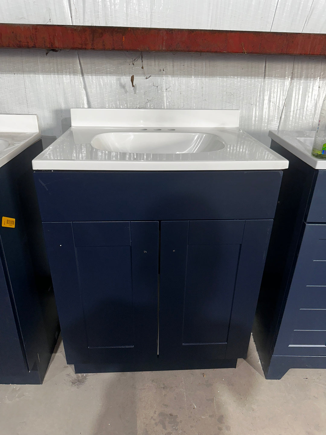 Project Source Dover 24-in Navy Blue Single Sink Bathroom Vanity with White Cultured Marble Top (Damaged)