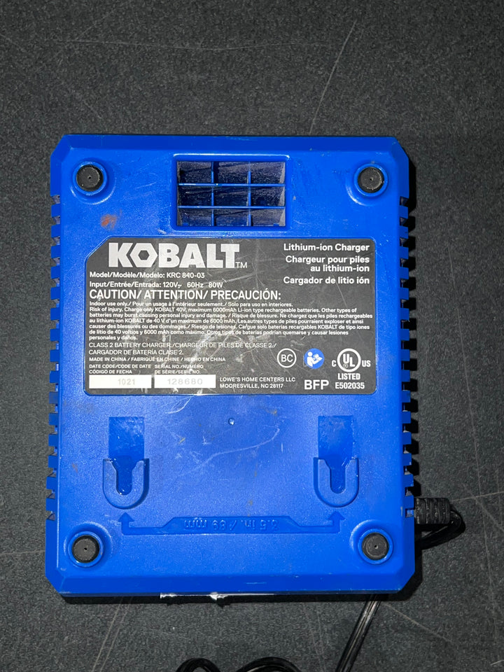 Cargador de batería Kobalt de 40 voltios (caja abierta)