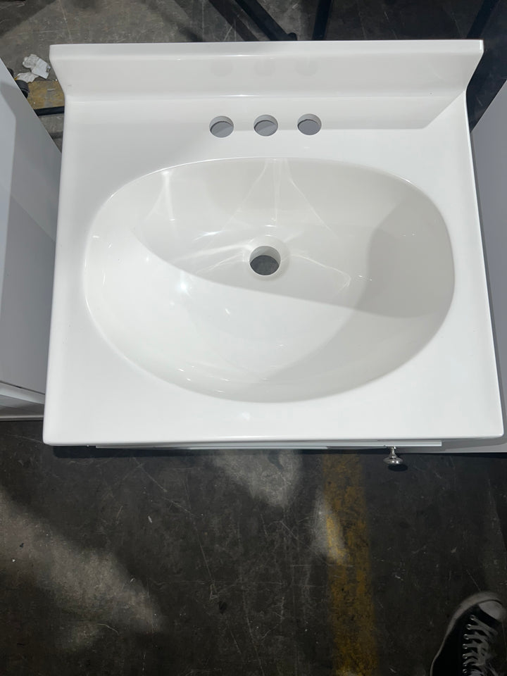 Proyecto Fuente Dover - Tocador de baño de 18 pulgadas con lavabo individual en blanco puro y cubierta de mármol cultivado blanco (caja abierta) 