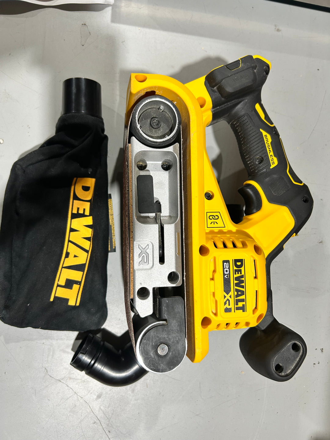 DEWALT XR 20-Volt Brushless Variable Speed Belt Cordless Sander with Dust Management (used)