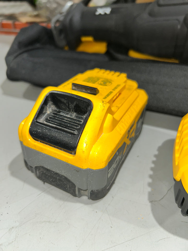 DEWALT XR 20-volt Max Variable Speed Brushless Cordless Reciprocating Saw ( Battery Included and Charger Included ) (used)
