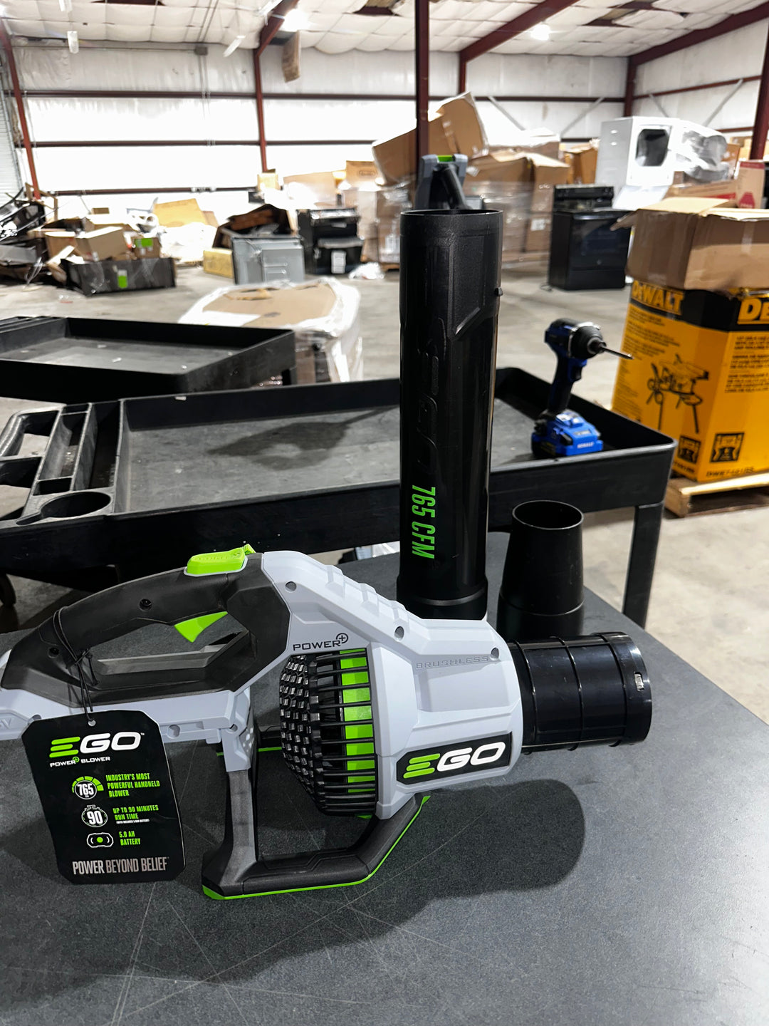 Soplador de hojas portátil a batería EGO POWER+ de 56 voltios, 765 CFM y 200 MPH. Batería no incluida. Cargador no incluido (HERRAMIENTA DESNUDA).