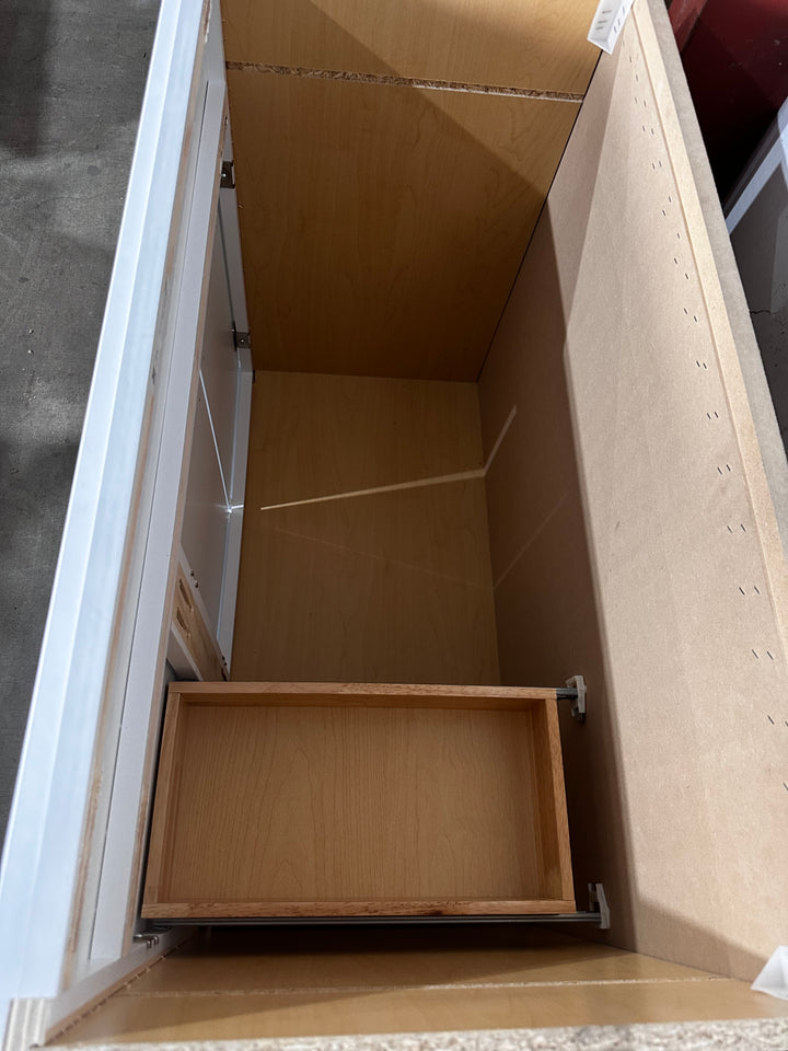 Style Selections Kirkman 36in True White Single Sink Bathroom Vanity (NO TOP)