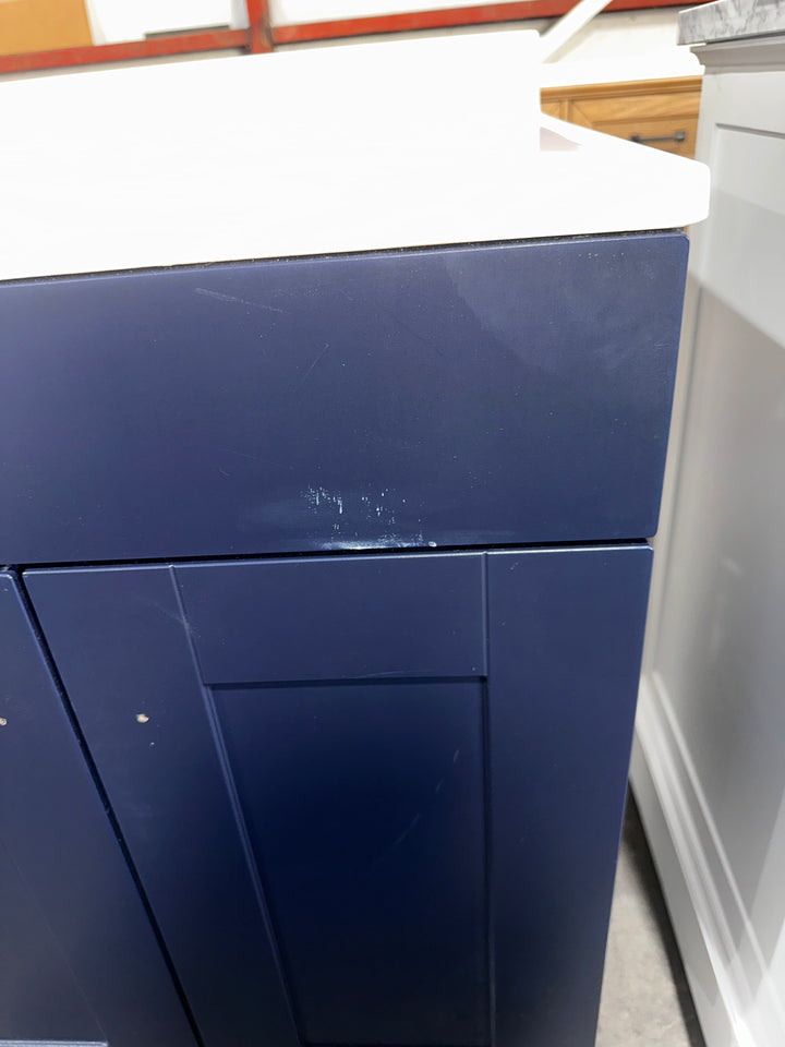 Project Source Dover 24-in Navy Blue Single Sink Bathroom Vanity with White Cultured Marble Top (Damaged)
