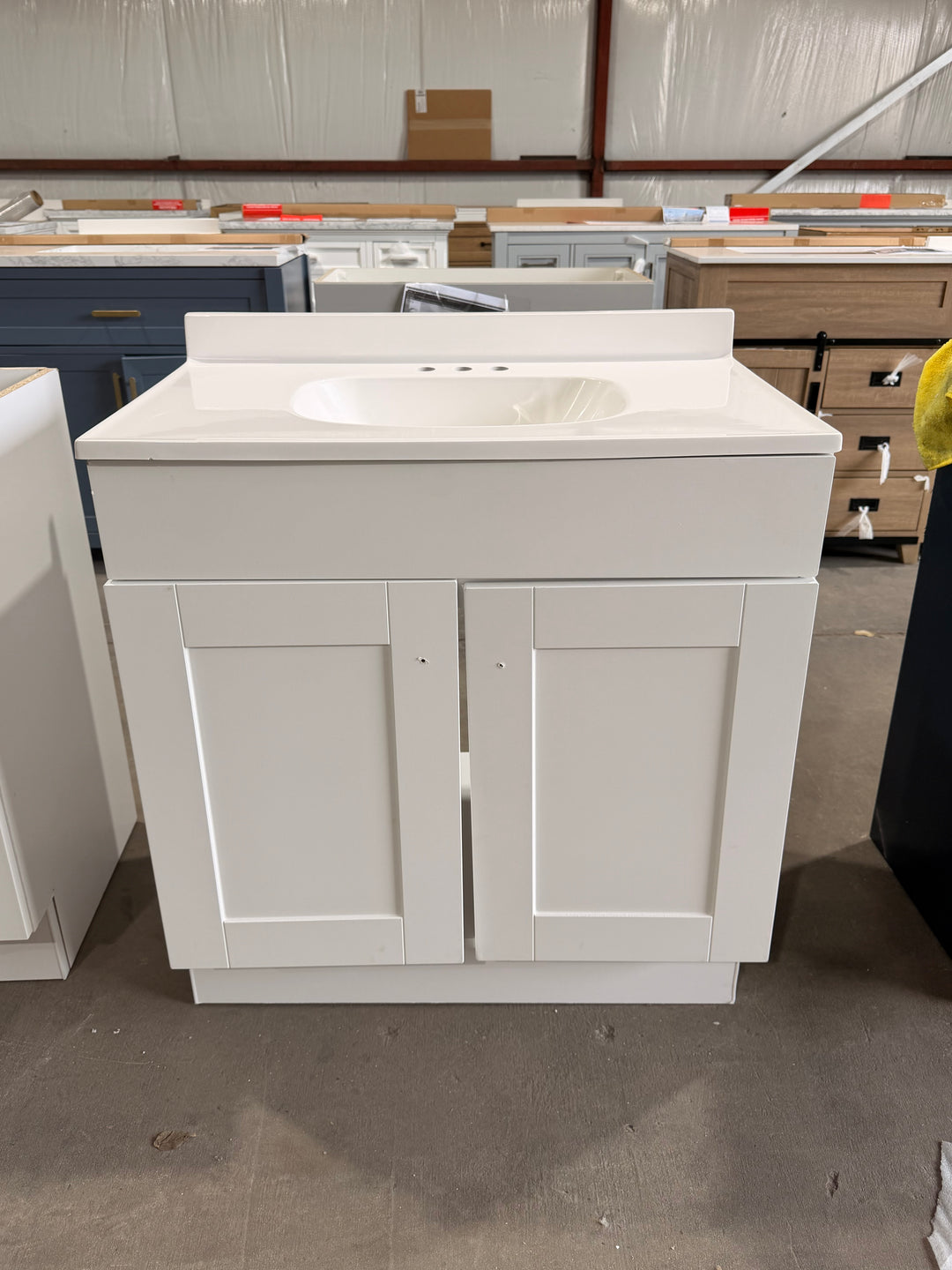 Project Source Dover 30-in True White Single sink Bathroom Vanity with White Cultured marble Top (damaged)