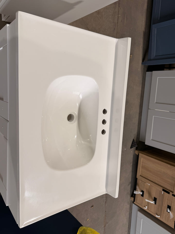 Project Source Dover 30-in True White Single sink Bathroom Vanity with White Cultured marble Top (damaged)