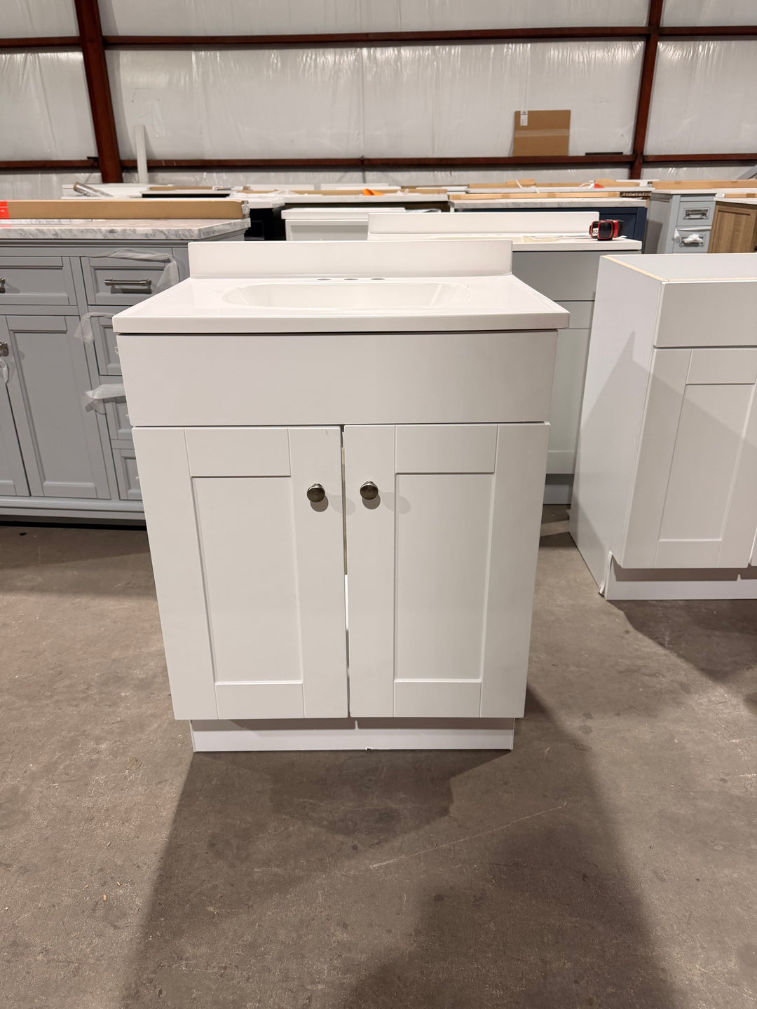 Project Source Dover 24-in True White Single Sink Bathroom Vanity with White Cultured Marble Top (DAMAGED)