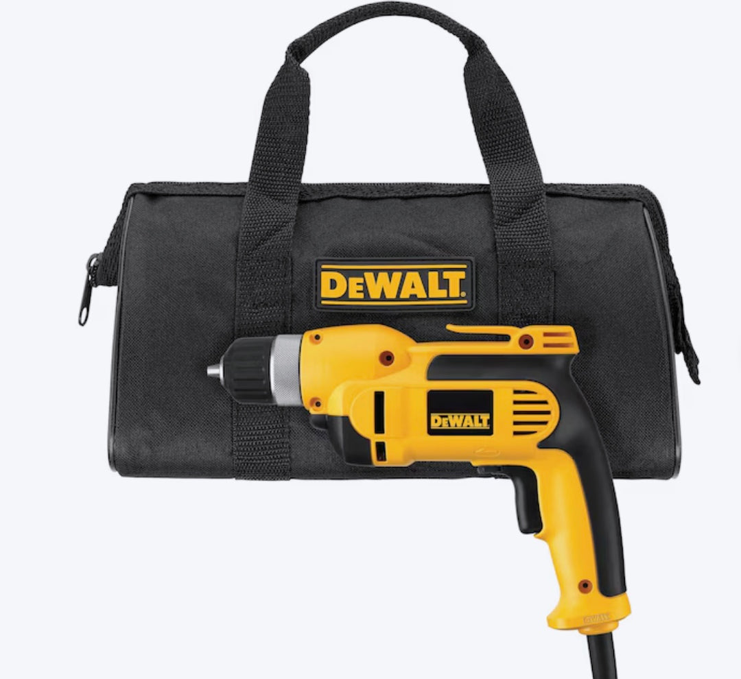 DEWALT 3/8-in Keyless Drill (Soft Bag Included) (USED)