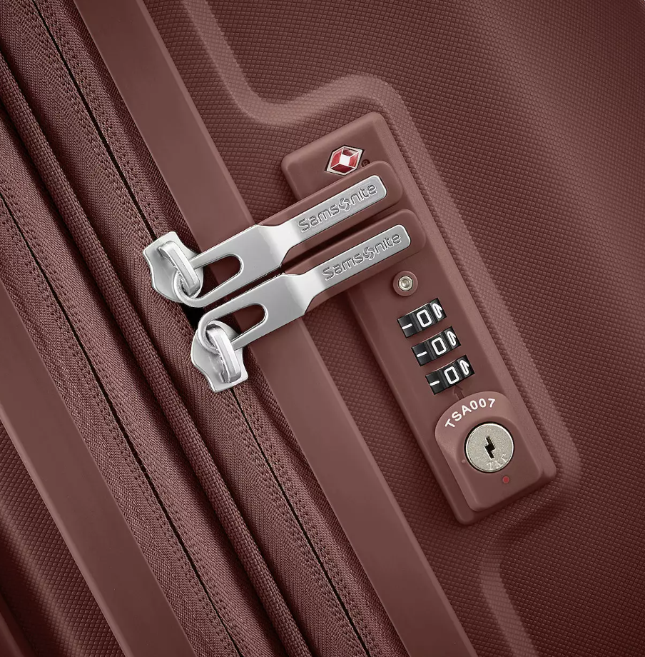 Samsonite 24in Outline Pro Hardside Spinner Luggage (open box)
