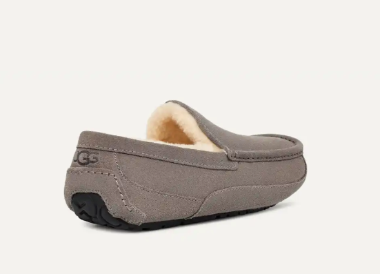 Ugg Men's Ascot Size 12 (New)