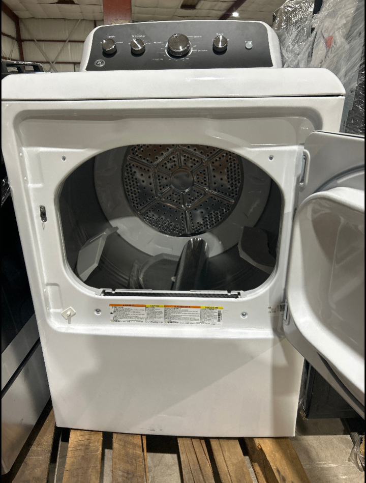 GE 7.2 cu. ft. Capacity Electric Dryer with Up To 120 ft. Venting and Extended Tumble