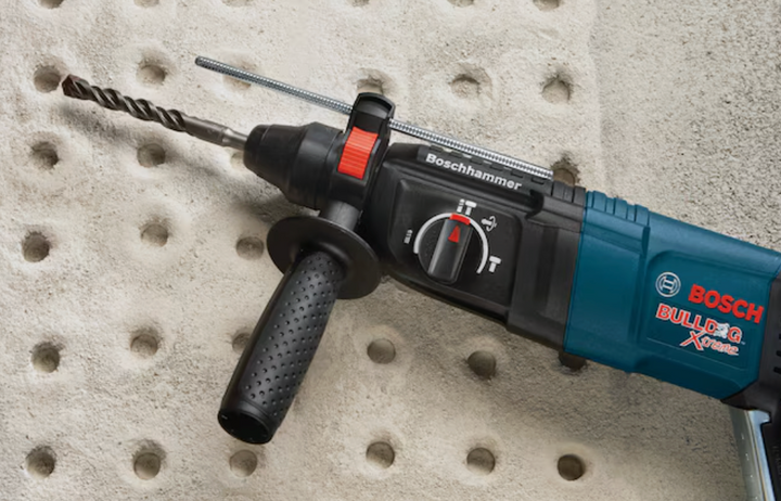 Bosch Bulldog 8 -Amp SDS-Plus SDS-plus Variable Speed Rotary Hammer Drill (Used)