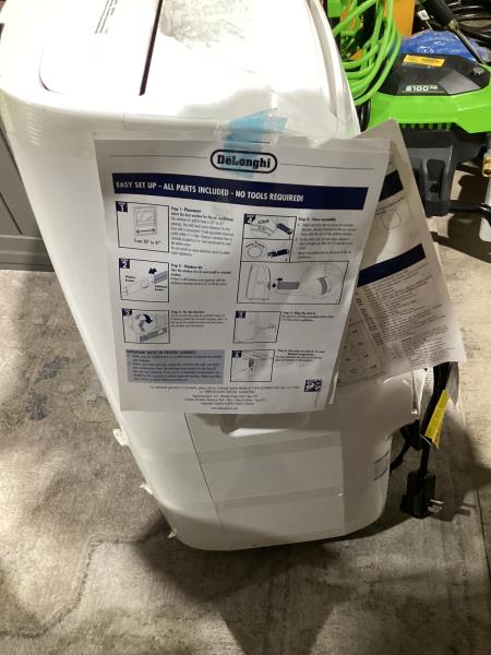 Lot # 2144 Delonghi 3-in-1 Air Conditioner $580