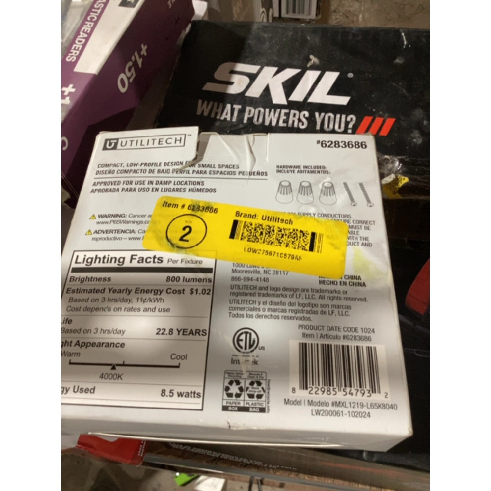 Lot # 1877 Utilitech Utility Light $15.00