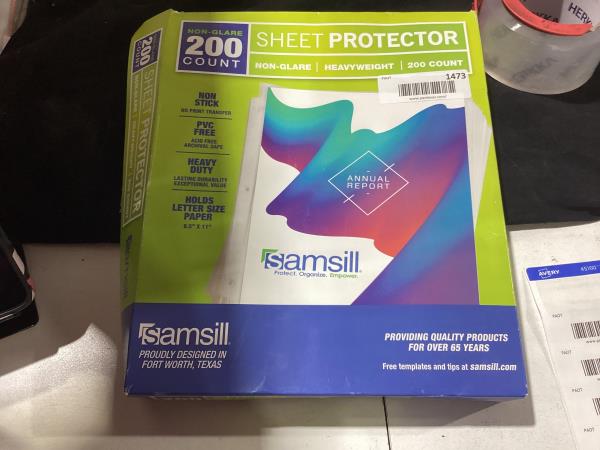 Lot # 1473 Samsill 200 Pack Heavy Duty Sheet Protectors, Non-Glare, 8.5x11 Inch Page Protectors for 3 Ring Binder, Letter Size Protectors, Reinforced Holes, Non-Glare Protector, Top Loading, Acid Free