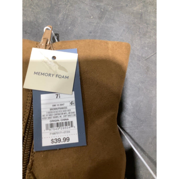 Lot # 1503 Universal Thread Ankle Boots $27.99