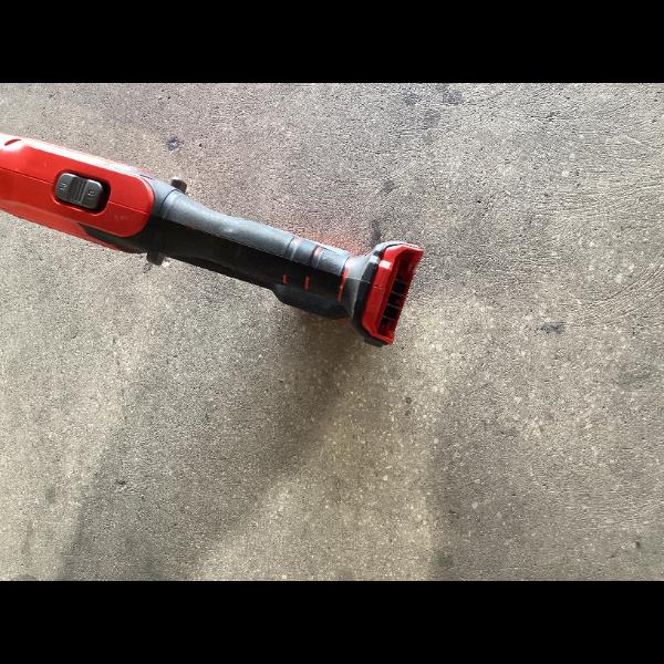 Lot # 1303 CRAFTSMAN Cordless Electric String Trimmer $60