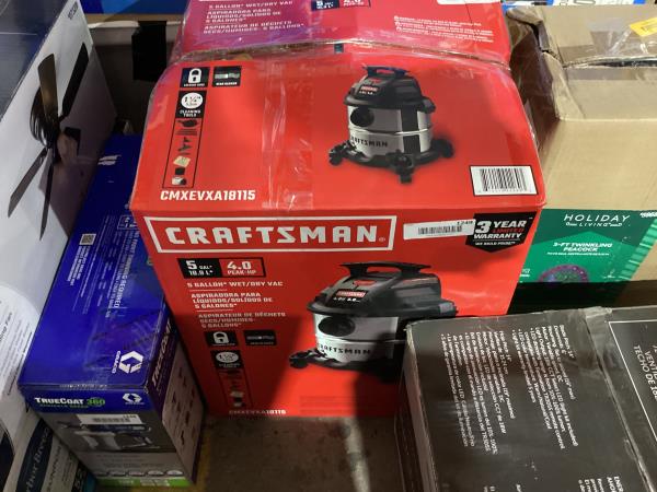 Lot # 1249 CRAFTSMAN 5-Gal Corded Wet/Dry Shop Vacuum $60