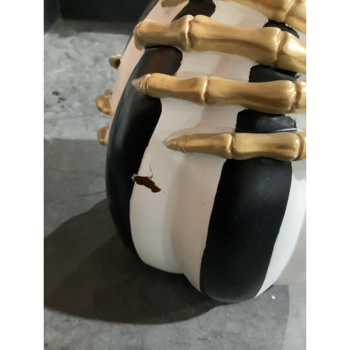 Lot # 1115 Halloween pumpkin decor $45