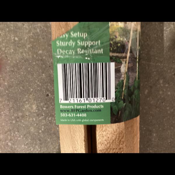 Lot # 1426 Bowers Forest Products Cedar Garden Stakes $28