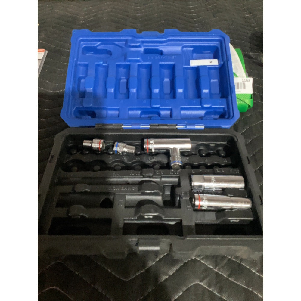 Lot # 1162 Anness Publishing Book $8.80