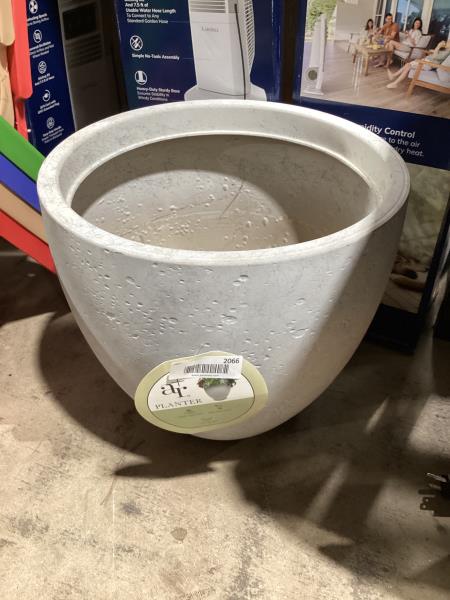 Lot # 2066 White Ceramic Plant Pots $40