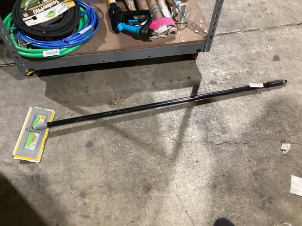 Lot # 680 ALI INDUSTRIES 7155 Hook/Loop Pole Sander $46