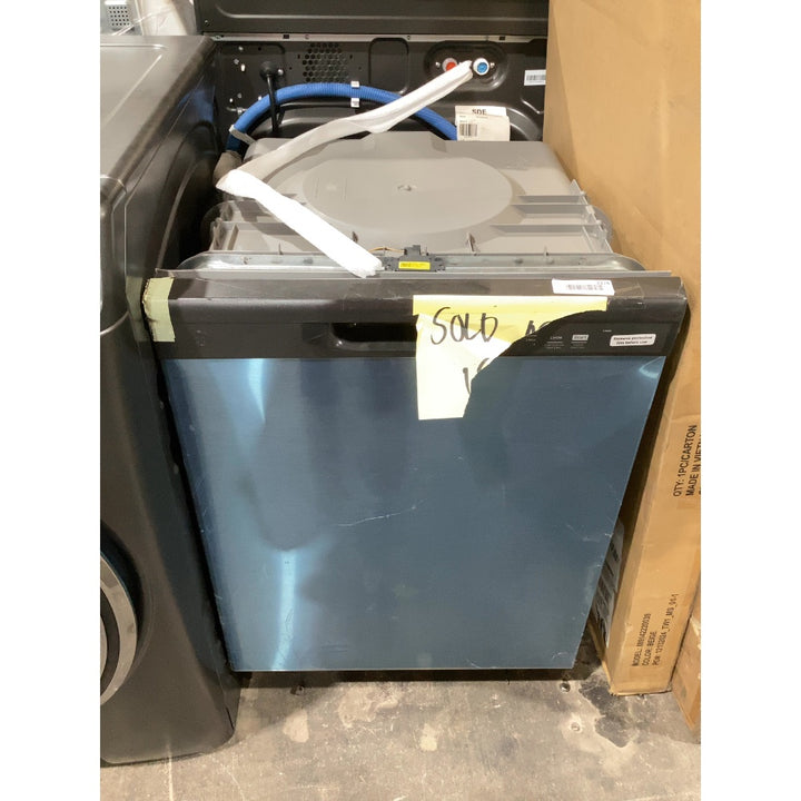 Lot # 2378 Blue Dishwasher $400