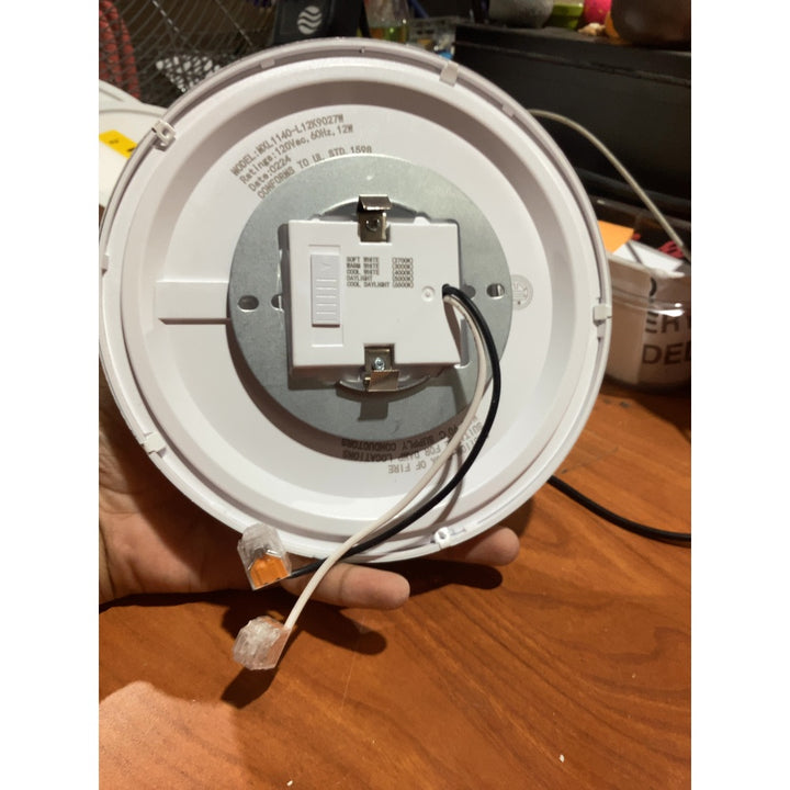 Lot # 1456 Discover MXL1140-L12K9027W 5CCT LED Ceiling Light $20