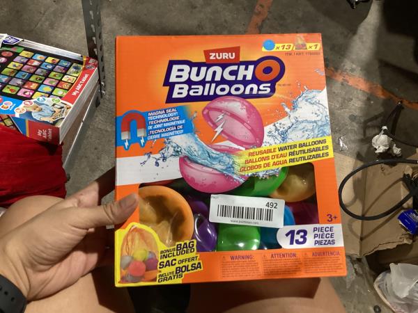 Lot # 492 Zuru Bunch O Balloons Reusable Water Balloons $35