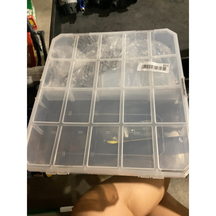 Lot # 611 Organizer Box $10.00