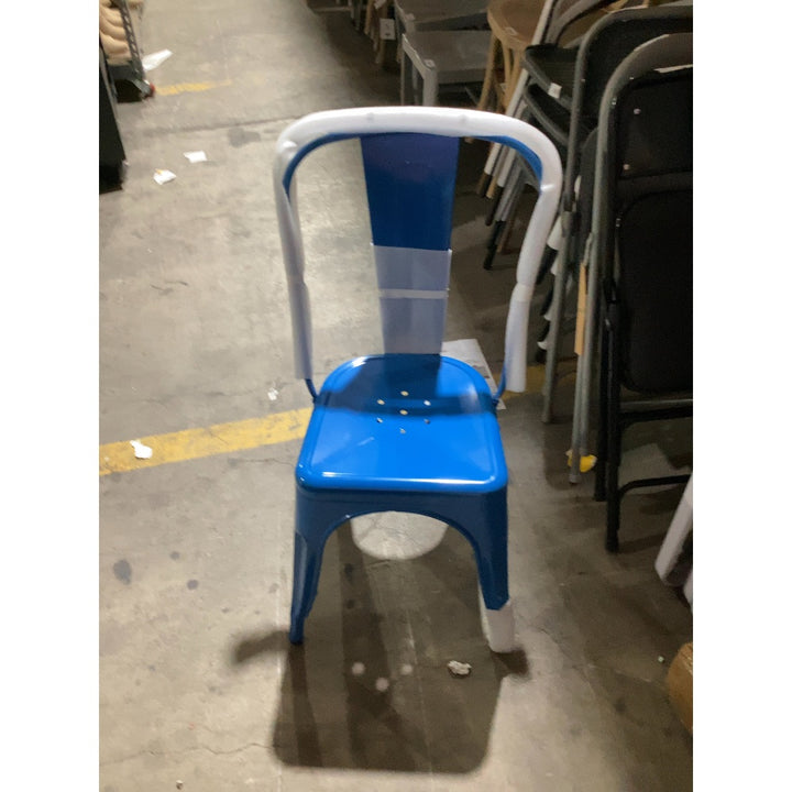 Lot # 2177 Flash Furniture Patio Dining Chairs $104.94