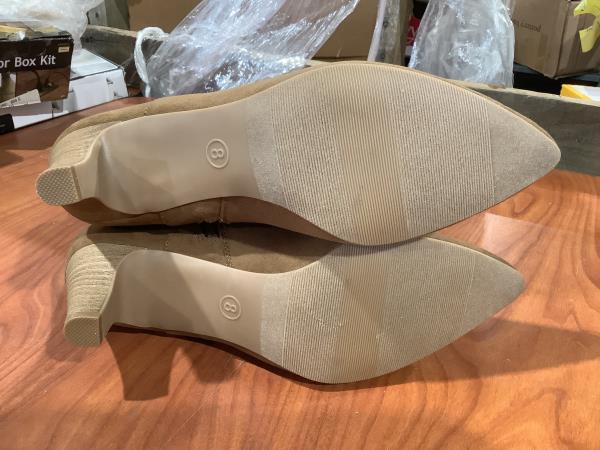 Lot # 111 Universal Thread Ankle Boots $27.99