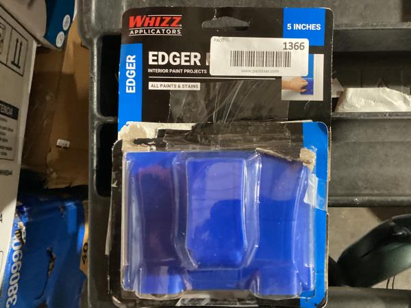 Lot # 1366 WHIZZ Applicators Paint Edger Tool and Pad