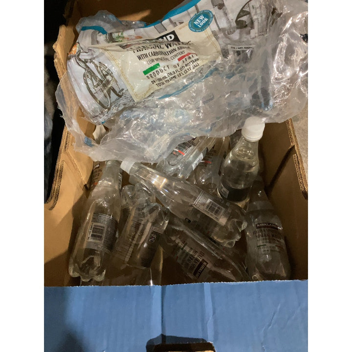 Lot # 1100 Kirkland Signature Sparkling Drinking Water $45.98