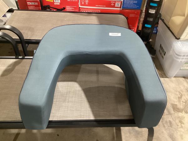 Lot # 2040 Reading Desk Cushion $36
