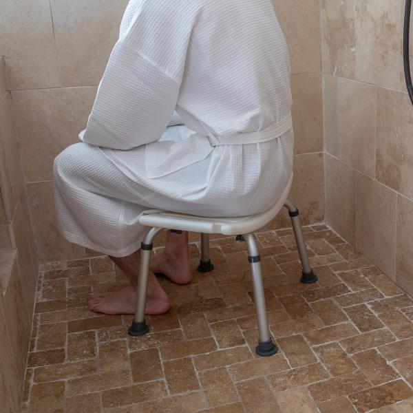 Lot # 1659 Flash Furniture HERCULES Series Shower Chair $49