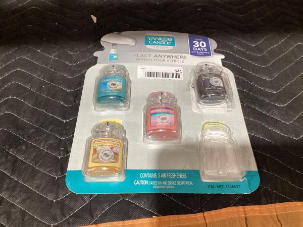 Lot # 541 Yankee Candle Car Air Fresheners
