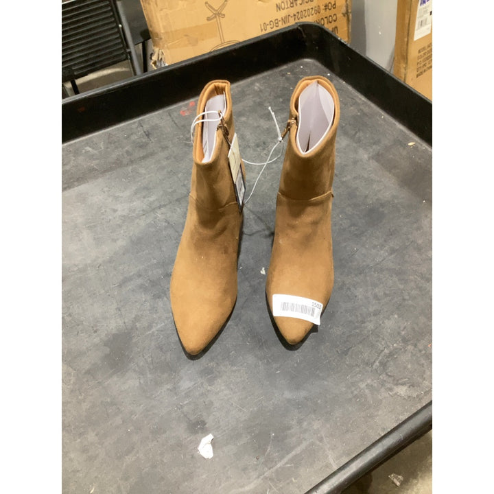 Lot # 1503 Universal Thread Ankle Boots $27.99
