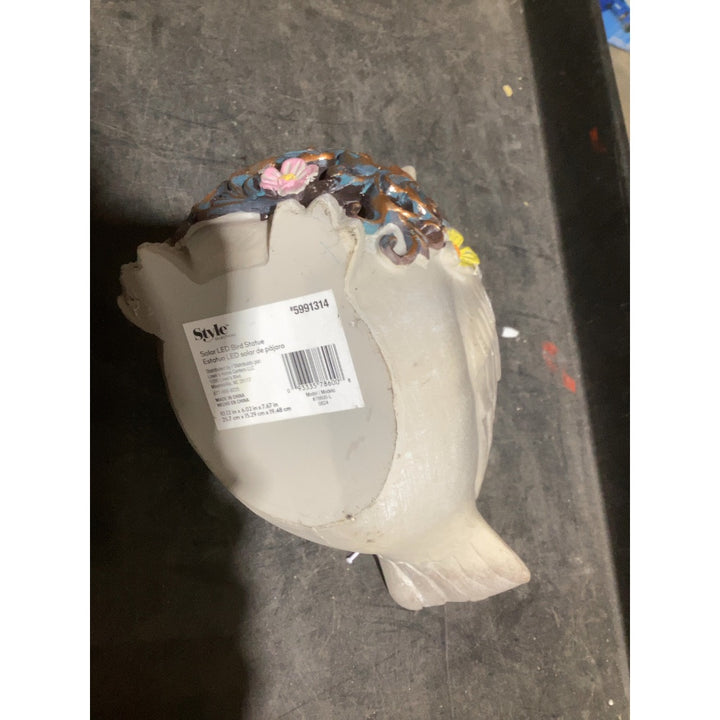 Lot # 482 Style Solar LED Bird Statue - Outdoor decor
