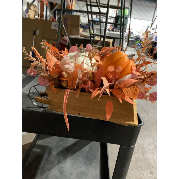 Lot # 1120 Fall Colors Home Decor $45