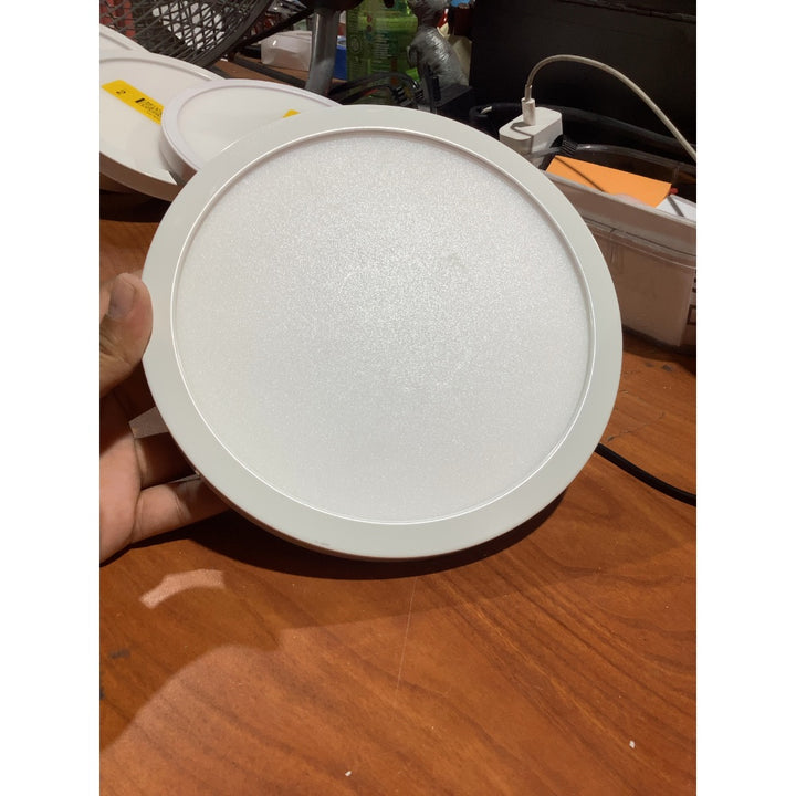 Lot # 1457 LED Panel Light - MXL1140-L12K9027W $25