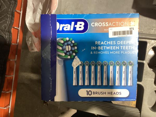 Lot # 971 OralB Cross Action X Replacement Brush Heads $38