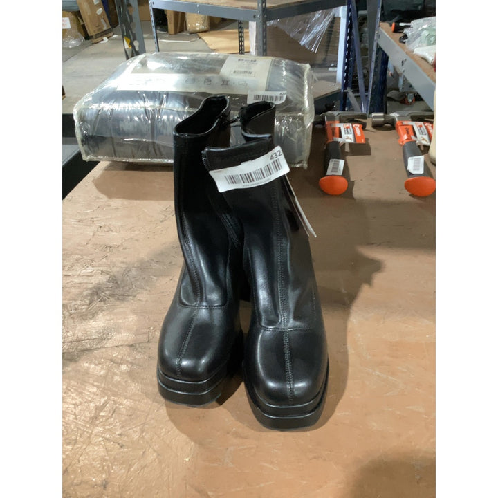 Lot # 432 Wild Fable Platform Boots $40.00