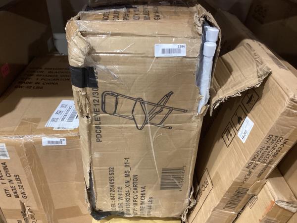 Lot # 1594 Flash Furniture Kids Plastic Folding Chair $25
