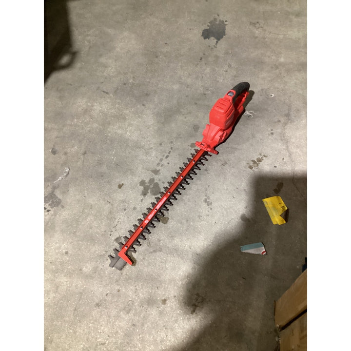 Lot # 1448 CRAFTSMAN CMEHTS802Z Hedge Trimmer - 22-inch Blade, 3.8A Corded, Red