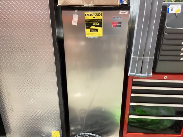 Lot # 2243 Frigidaire Refrigerator 7-cu Upright Freezer $330